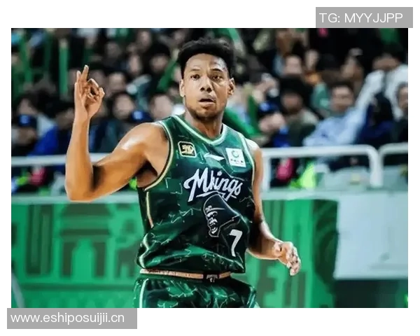 同曦官博祝铭震29岁生日快乐并宣布今夏续约顶薪计划