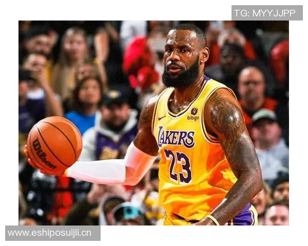 曼恩首节火力全开独得10分半场高效6中5贡献14分3板表现出色