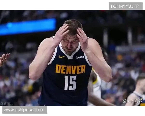 波杰姆在30分钟内多次砍下20分5篮板5助攻并命中5个三分追平库里勇士队史第二人