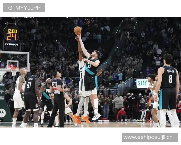 文班亚马挑战浓眉实力费城新星小艾崭露头角杨瀚森首战表现引关注