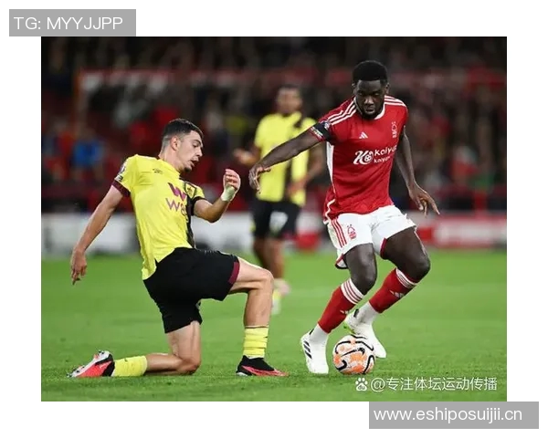 激烈对抗阿门与老六展开激烈搏斗双方互不相让引发冲突与争议