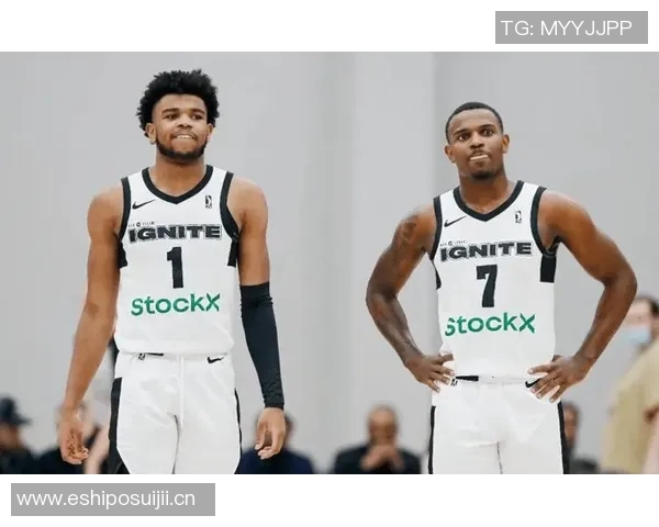 文班与哈珀同场竞技进攻防守双双领跑联盟展现强大实力