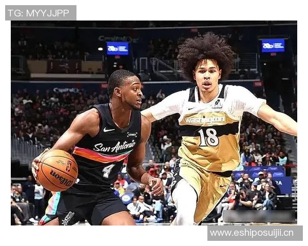 扛起球队重任福克斯场均267分助马刺迎来三连胜