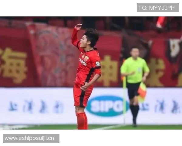 蒯纪闻强势突破三人防线禁区射门遭扑救精彩瞬间回顾 蒯纪闻强势突破三人防线禁区射门遭扑救精彩瞬间回顾